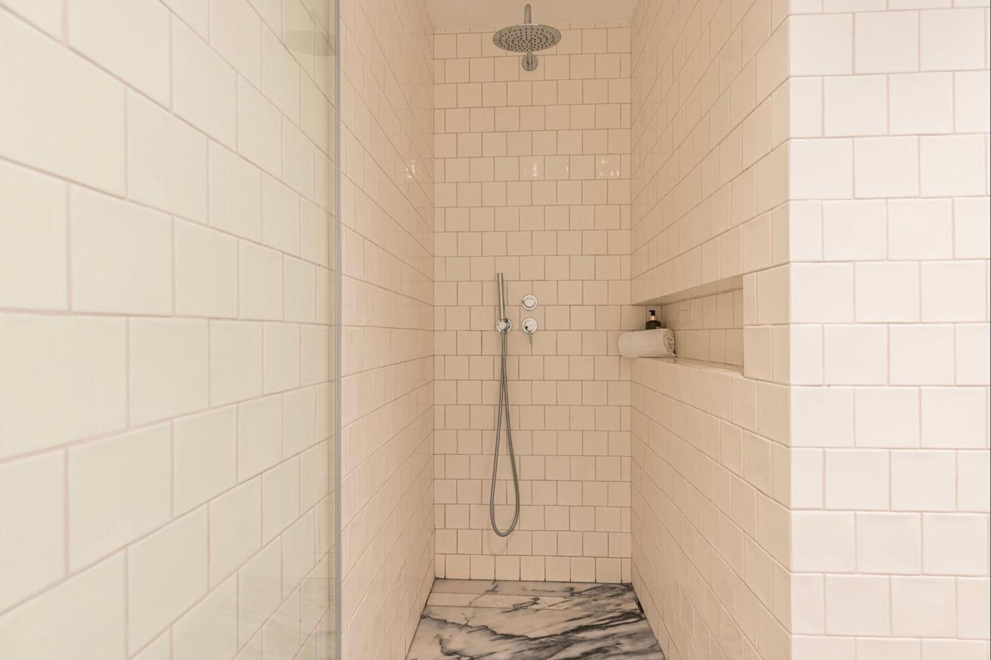 Whome Lisbon's Elite A Stylish & Modern W Patio *